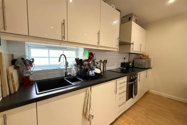 2 bed flat, Thornton Court, Newcastle Upon Tyne, Newcastle, NE14ES - Image 2